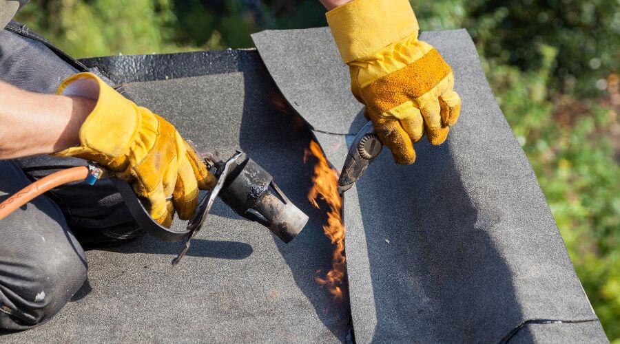 Professional gutter cleaning in Deersville, OH